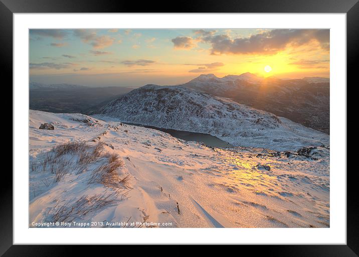 Manod sunset Framed Mounted Print by Rory Trappe