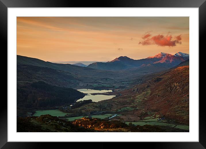 Snowdon sunrise Framed Mounted Print by Rory Trappe