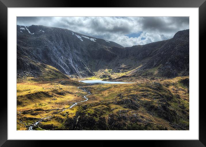 Cwm Idwal April 2014 Framed Mounted Print by Rory Trappe