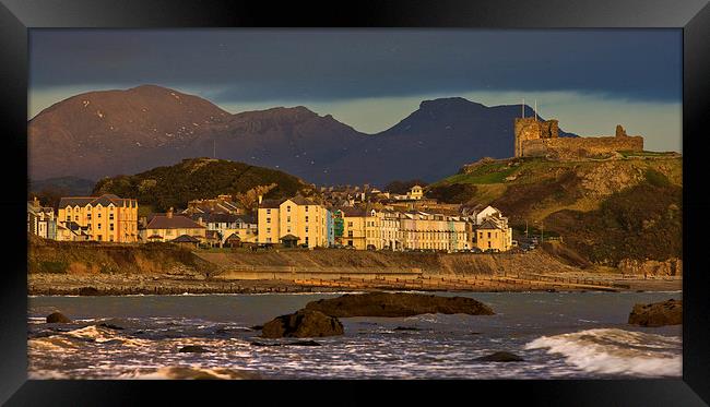 Criccieth castle and hotels Framed Print by Rory Trappe