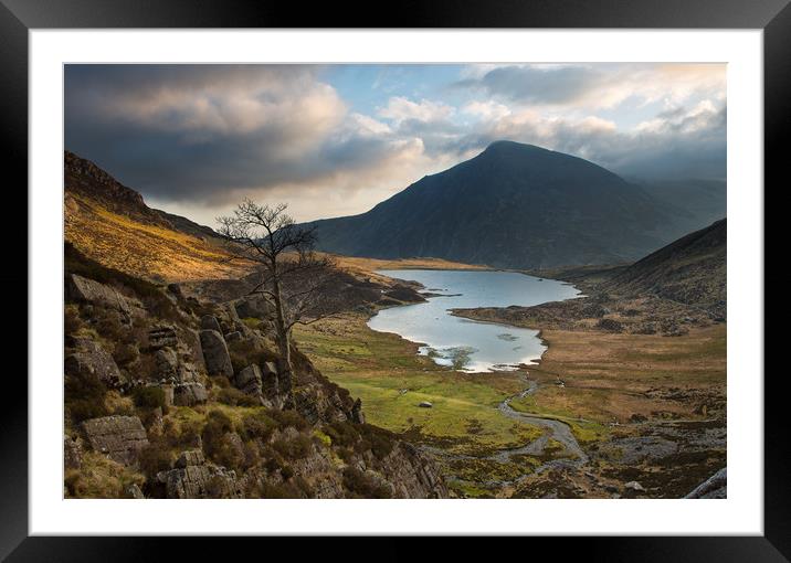 Cwm Idwal Framed Mounted Print by Rory Trappe