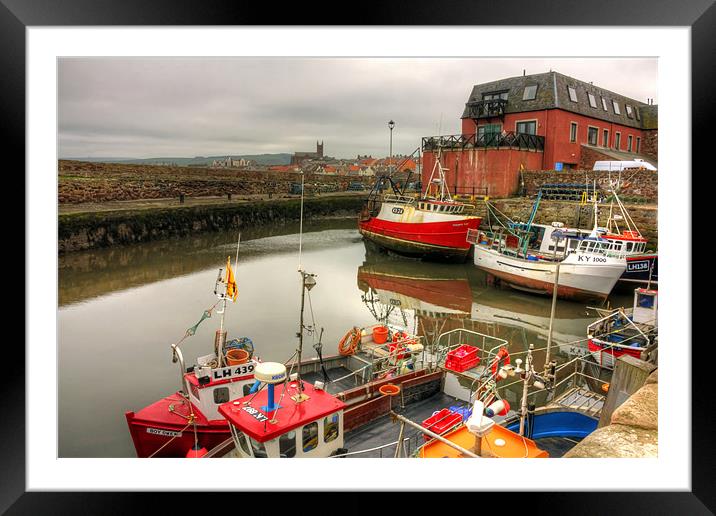 Cromwell Harbour Framed Mounted Print by Tom Gomez