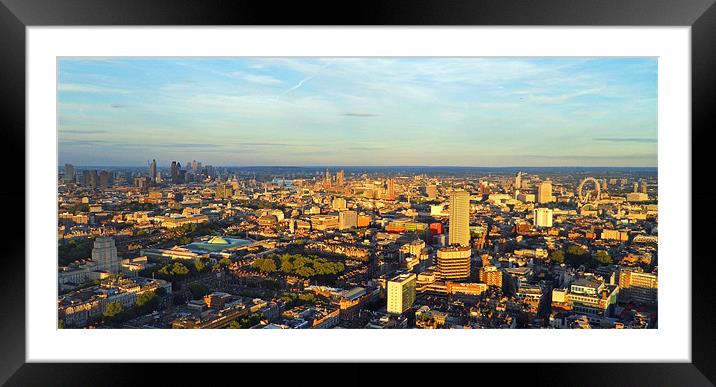 London Sunset Framed Mounted Print by Stuart Hough