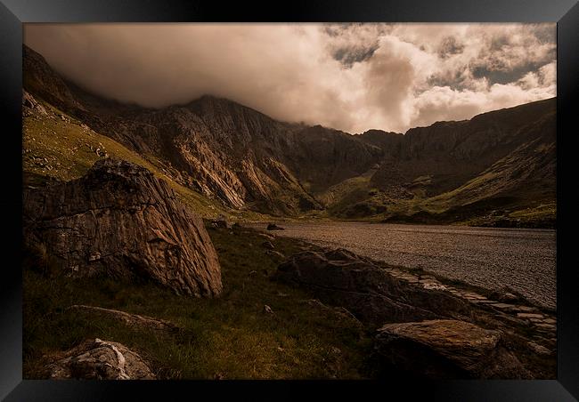 Llyn Idwal and the Devils Kitchen Framed Print by Eddie John