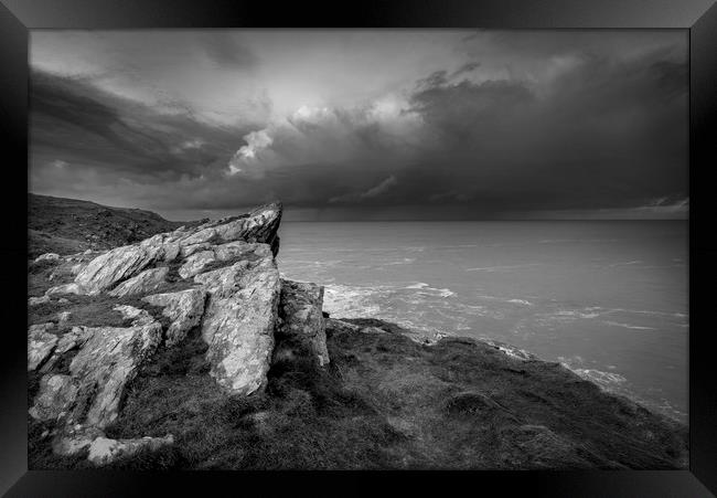 Pentire headland north coast Cornwall  Framed Print by Eddie John