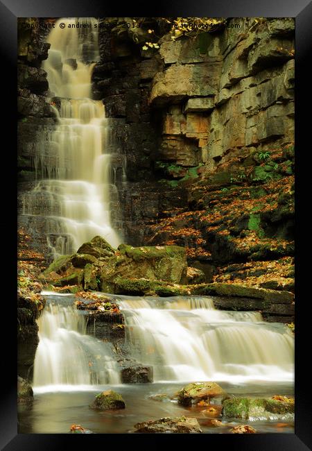 ASKRIGG AUTUMN Framed Print by andrew saxton