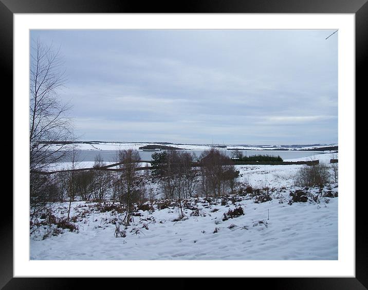 Derwent Reservoir In The Snow Framed Mounted Print by Dave Parkin