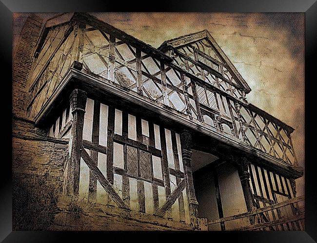 Stokesay Castle Framed Print by Tammy Winand