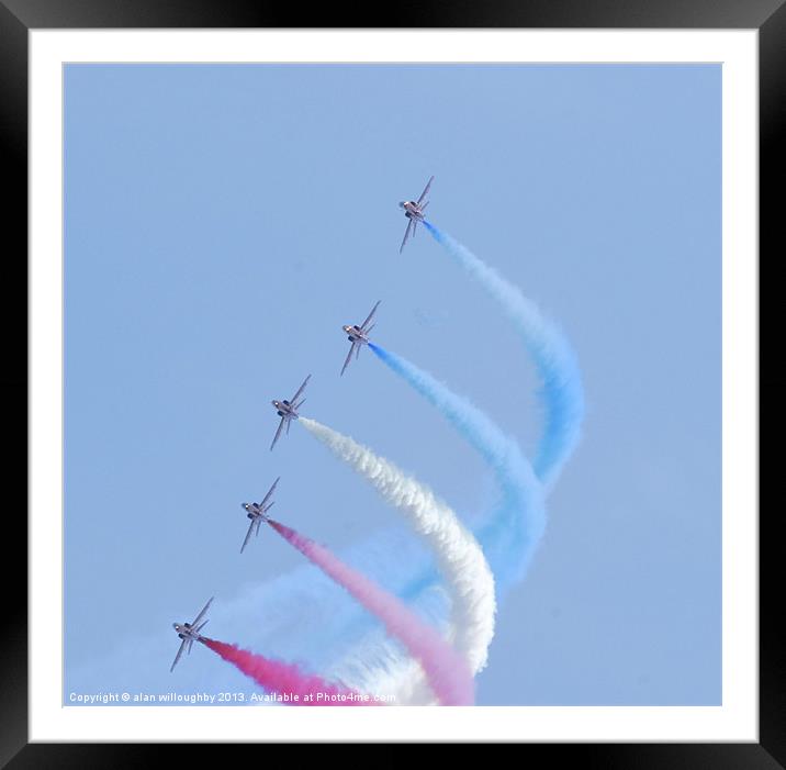 Red Arrows Banking Right Framed Mounted Print by alan willoughby