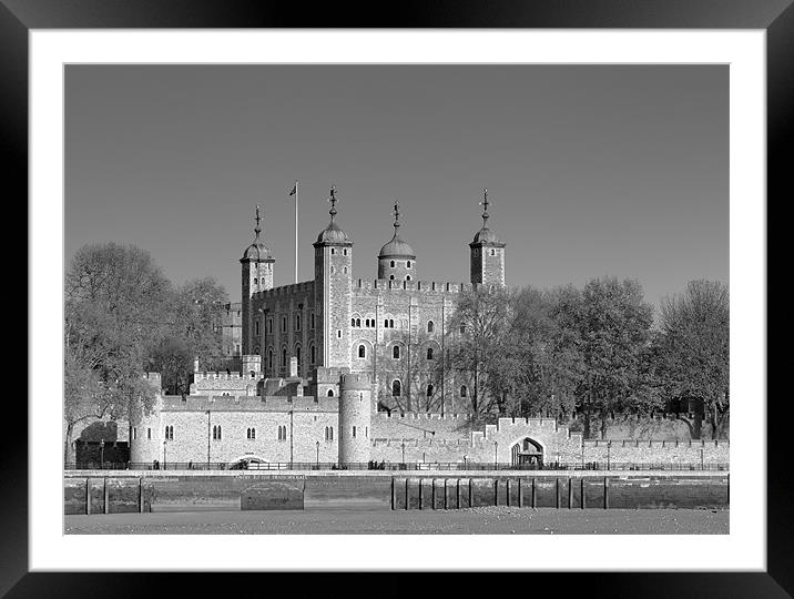 Tower of London Framed Mounted Print by Richard Thomas