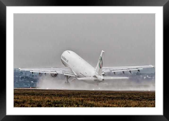 Wet Take-Off Framed Mounted Print by Richard Thomas