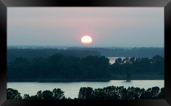 Mississippi Confluence Sunset Framed Print by Derek Knight