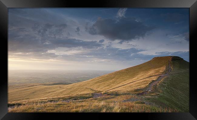 Brecon Beacons Sunset Framed Print by chris aylward