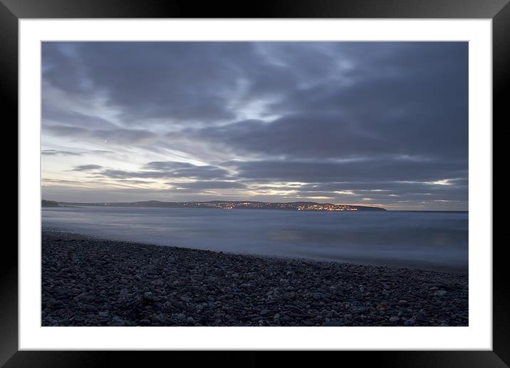 Night on the beach. Framed Mounted Print by Kieran Brimson