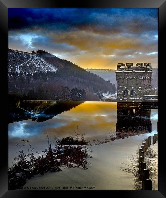 Winter comes to Howden Framed Print by K7 Photography