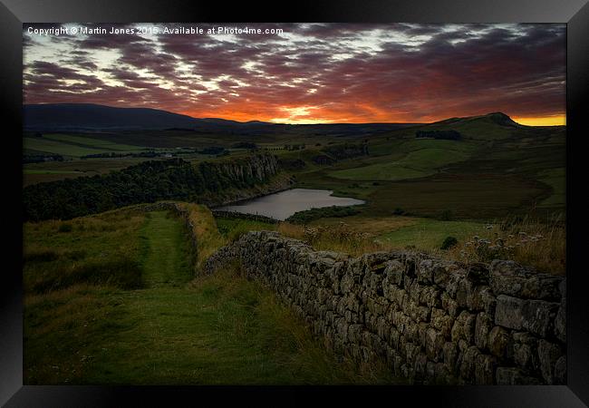  Sundown over the Roman Wall at Sewingshields Crag Framed Print by K7 Photography