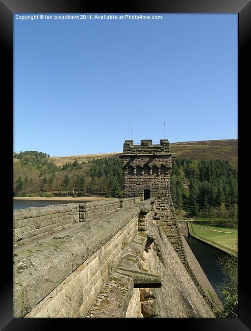 The western tower of derwent dam Framed Print by ian broadbent