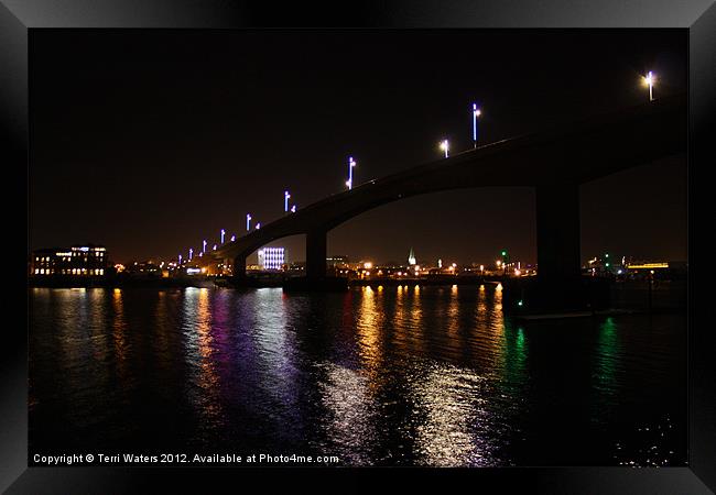 Itchen Bridge Reflections at Night Framed Print by Terri Waters
