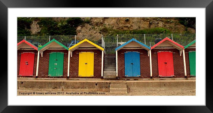 Swanage beach huts Framed Mounted Print by Linsey Williams