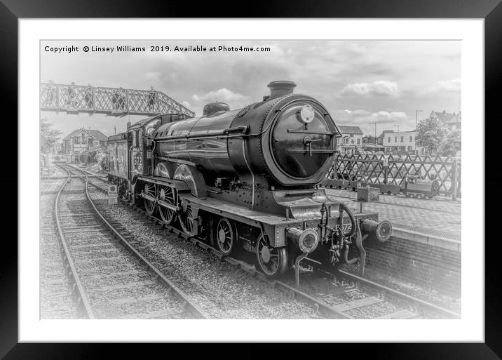 Steam Train B12 – 8572  Framed Mounted Print by Linsey Williams