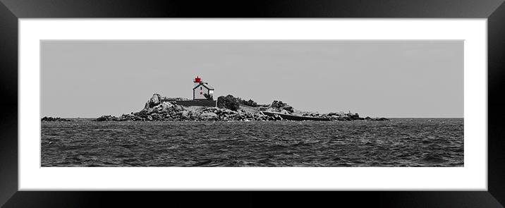 Ile Harbour lighthouse Framed Mounted Print by Gary Eason