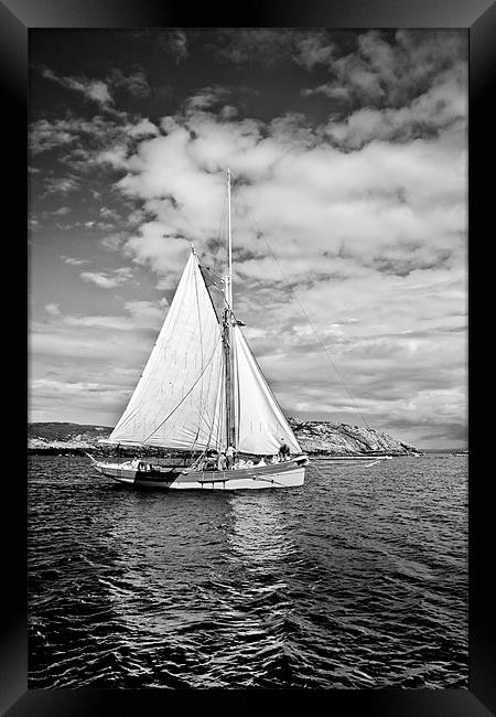 Traditional boat, Coll Framed Print by Gary Eason
