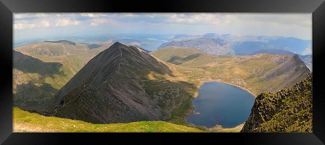 Helvellyn view panorama Framed Print by Gary Eason