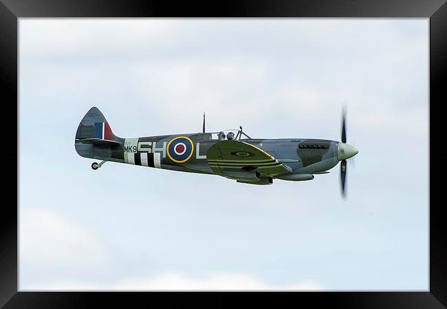 Spitfire Mk IX Framed Print by Gary Eason