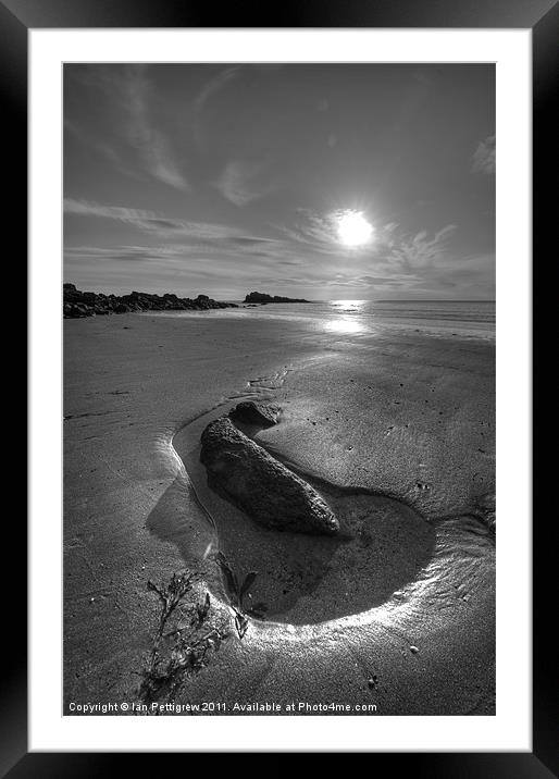 Culzean rock pool Framed Mounted Print by Ian Pettigrew