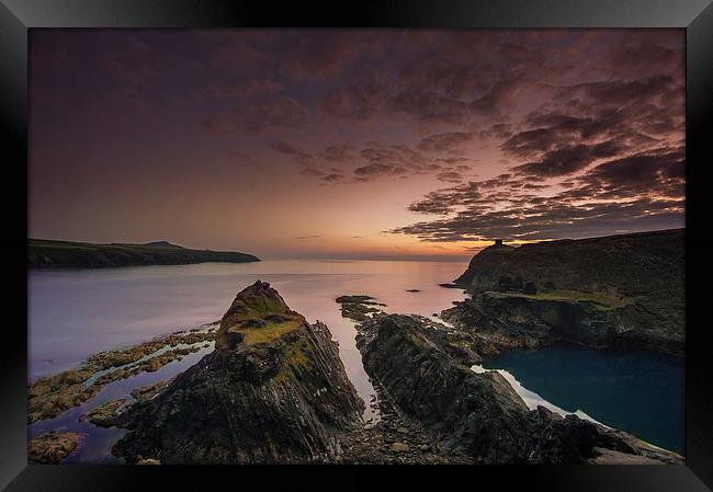 Abereiddy Sunset Framed Print by Creative Photography Wales