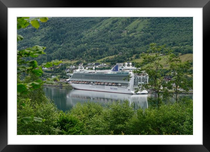 The P & O Cruise ship Azura. Framed Mounted Print by Scott Simpson