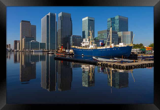 Canary Wharf Reflections Framed Print by Paul Shears Photogr