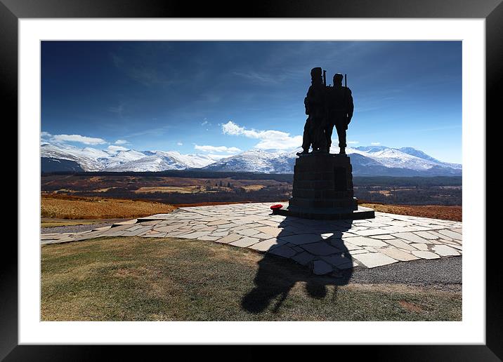 Commando memorial Framed Mounted Print by Grant Glendinning