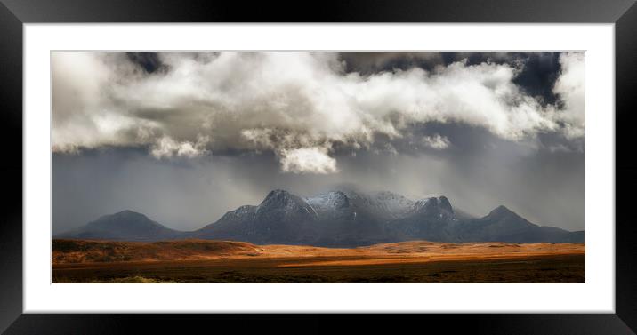 Ben Loyal Panorama Framed Mounted Print by Grant Glendinning