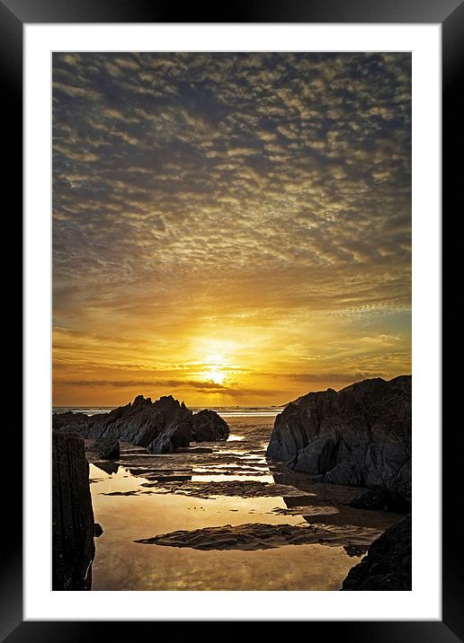  Combesgate Beach, Woolacombe, North Devon Framed Mounted Print by Dave Wilkinson North Devon Ph
