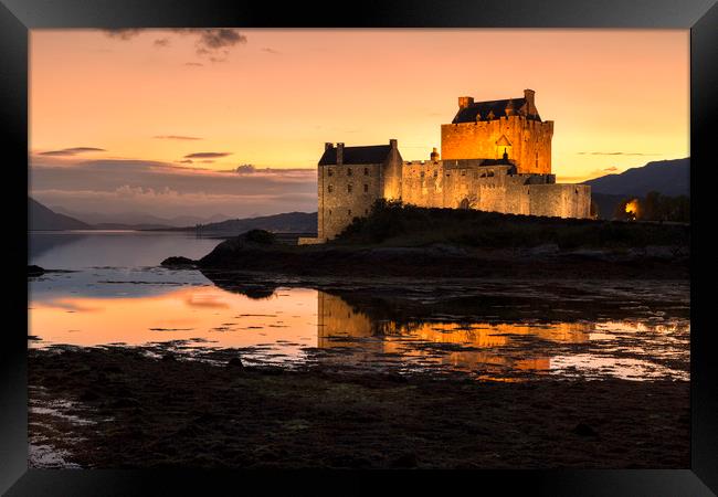 Eilean Donan Castle Sunset Framed Print by Derek Beattie
