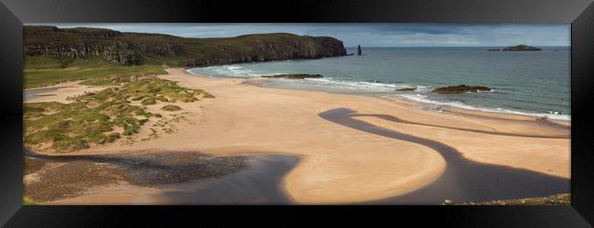  Sandwood Bay Scotland Panorama Framed Print by Derek Beattie