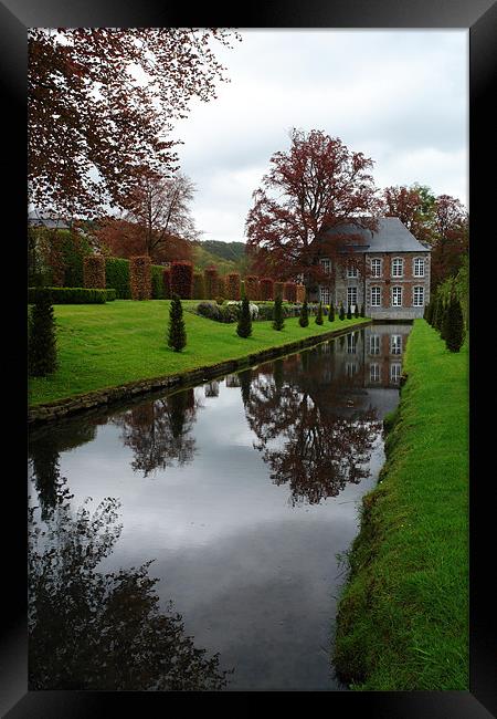 les jardins d'annevoie Framed Print by Jo Beerens
