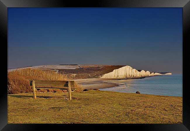 Cuckmere And Seven Sisters Framed Print by Phil Clements