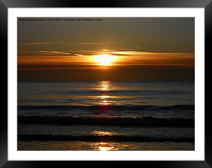 Heart of Gold Framed Mounted Print by camera man