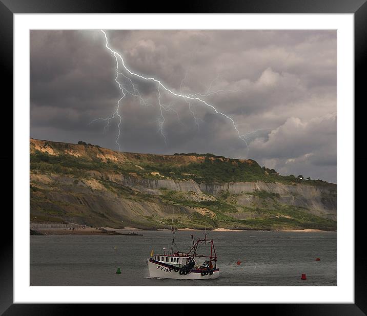 Lightning Strike. Framed Mounted Print by paul cowles