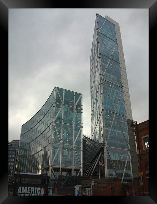 Broadgate Tower Framed Print by andy green