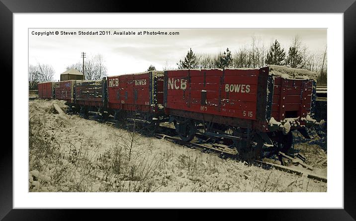 Red Coal Waggons Framed Mounted Print by Steven Stoddart