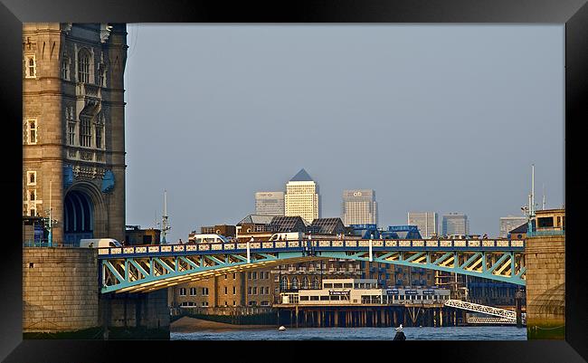 VIEW ON CANARY WAHRF Framed Print by radoslav rundic