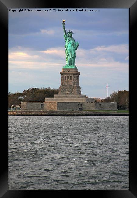 Statue of Liberty Framed Print by Sean Foreman