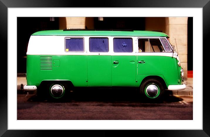 VW Camper Van Framed Mounted Print by david harding