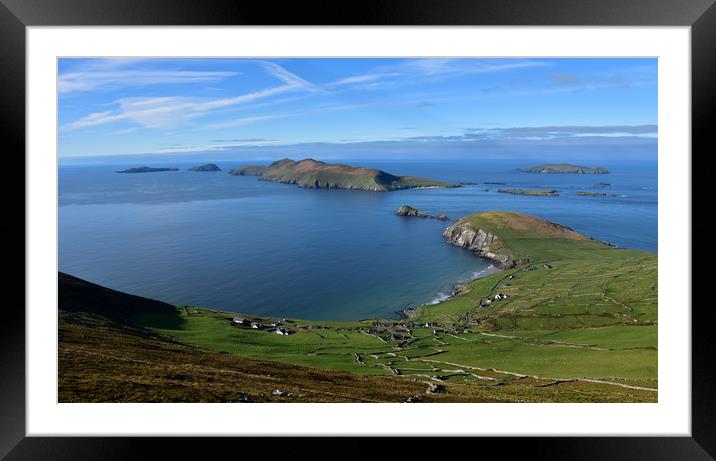 Coumeenole and Blasket Islands Framed Mounted Print by barbara walsh