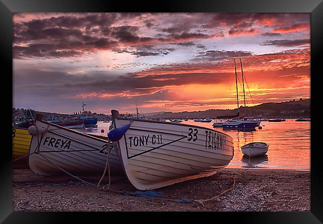 Teignmouth sunset 2 Framed Print by kevin wise