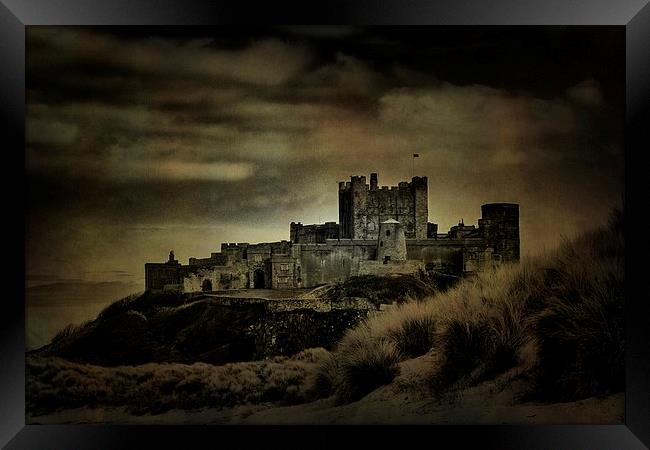 Bamburgh Castle Framed Print by kevin wise