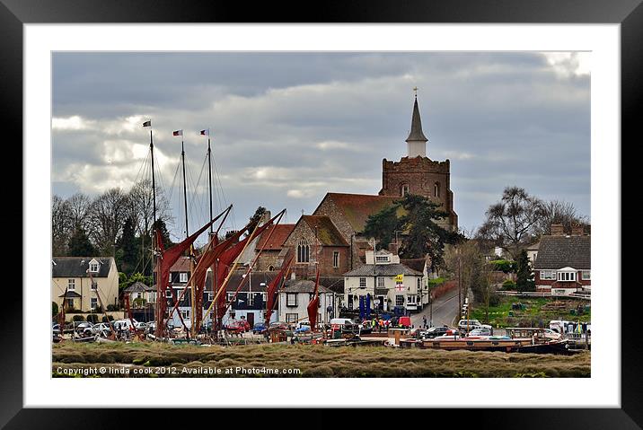 overlooking hythe quay in maldon essex Framed Mounted Print by linda cook